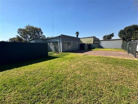 2 Bedroom House in Brackenhurst