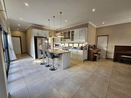 3 Bedroom House in Midstream Meadows