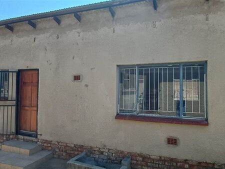 1 Bedroom Apartment in Bohlokong