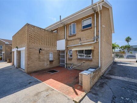 3 Bedroom Townhouse in Summerstrand