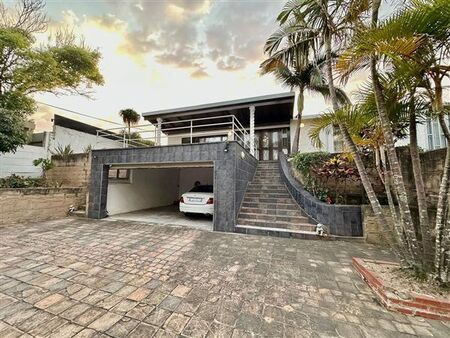 4 Bedroom House in Umhlanga Rocks