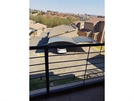 2 Bedroom Apartment in Honeydew