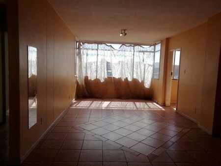 3 Bedroom Apartment in Sunnyside