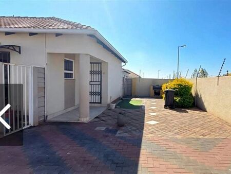 3 Bedroom House in The Orchards