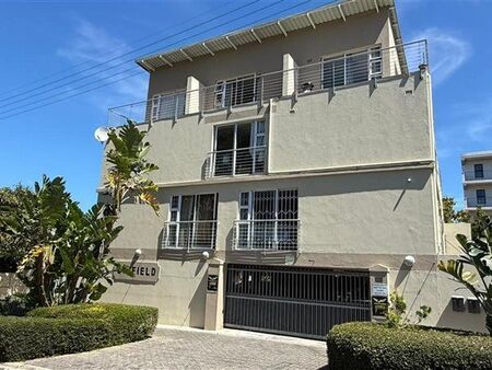 1 Bedroom Apartment in Wynberg Upper