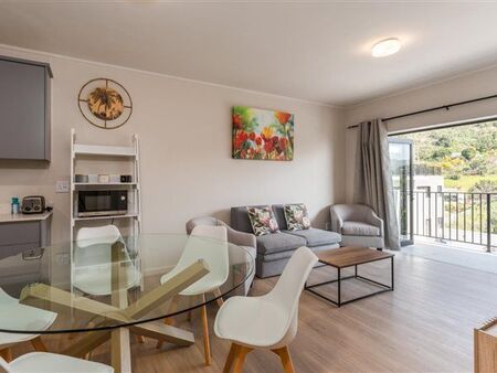 2 Bedroom Apartment in Simons Town