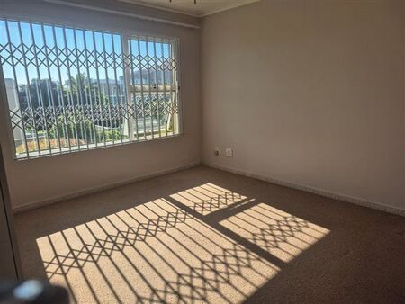 3 Bedroom Apartment in Van Riebeeckstrand