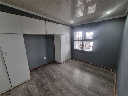 2 Bedroom Flat in Strandfontein