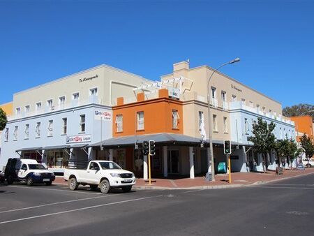 Bachelor apartment in Stellenbosch Central