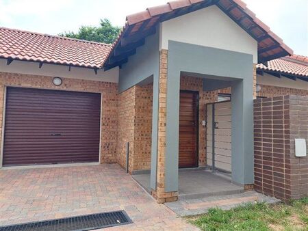 2 Bedroom Apartment in Bateleur Estate