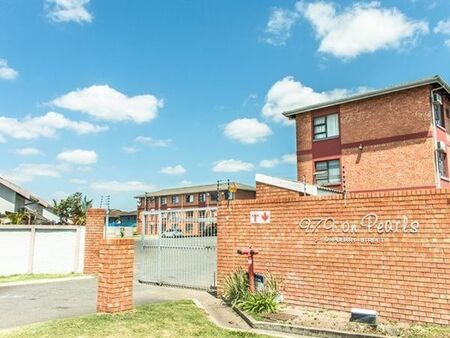 2 Bedroom Apartment in Arboretum