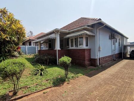 3 Bedroom house to rent in Glenwood, Durban