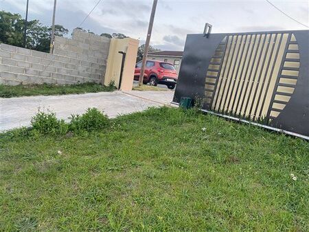 3 Bedroom House in Amalinda