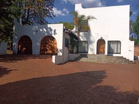 4 Bedroom House in Sunninghill