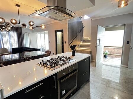 3 Bedroom Apartment in Fourways