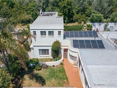 3 Bedroom Townhouse in Paulshof