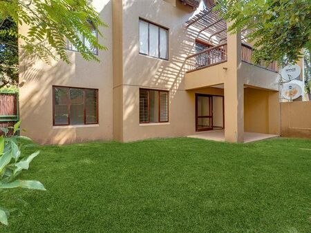 2 Bedroom House in Douglasdale