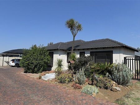 3 Bedroom House in Strubenvale