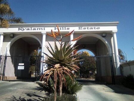 4 Bedroom House in Glen Marais