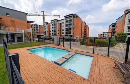 3 Bedroom Apartment in Bartlett