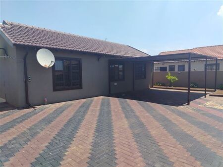3 Bedroom House in Windmill Park