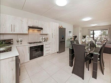 2 Bedroom Apartment in Brentwood
