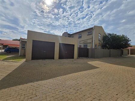 2 Bedroom Apartment in Meyersdal