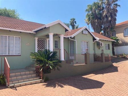 1 Bedroom Apartment in Zwartkop