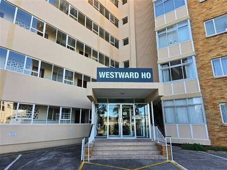 3 Bedroom Apartment in St Georges Park