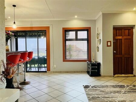 3 Bedroom House in Kidds Beach