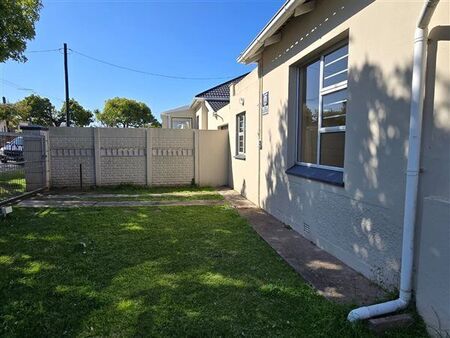 Studio apartment in Berea