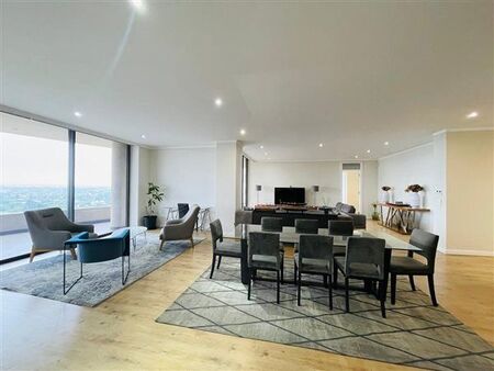 3 Bedroom Apartment in Morningside