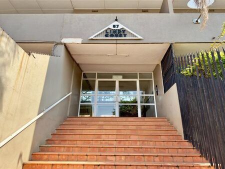 2 Bedroom Apartment in Linden
