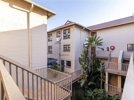 2 Bedroom Apartment in Westdene