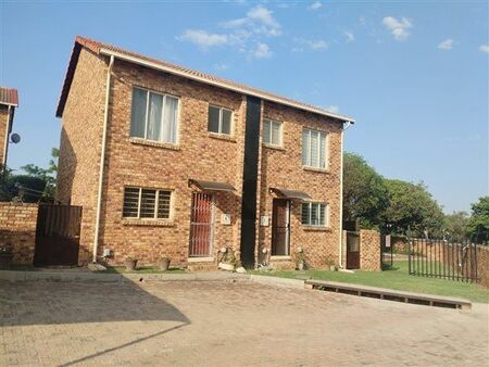 2 Bedroom Apartment in Olivedale