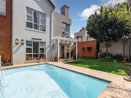 3 Bedroom House in Eagle Canyon Golf Estate