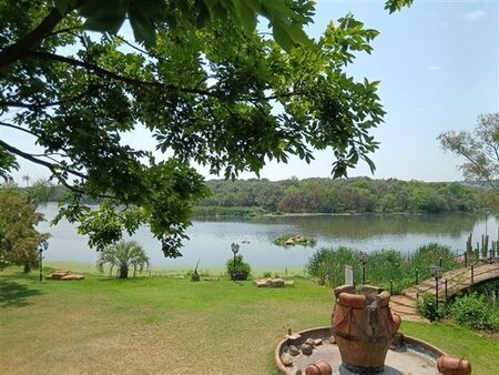 3 Bedroom Apartment in Roodeplaat