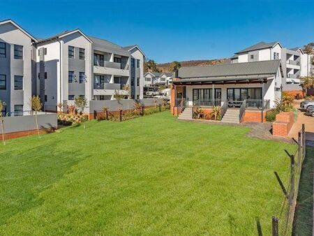 3 Bedroom Apartment in Pinehaven