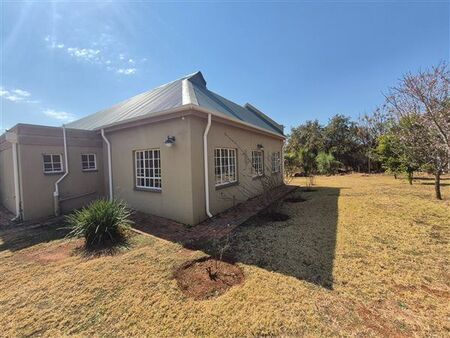 3 Bedroom House in Mooiplaats Ah