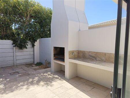 3 Bedroom House in Parklands North