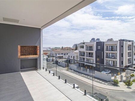 2 Bedroom Apartment in Bloubergrant