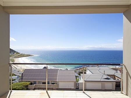3 Bedroom Penthouse in Simons Town