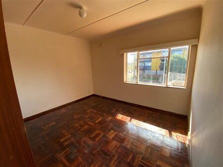 2 Bedroom Apartment in Parow Valley