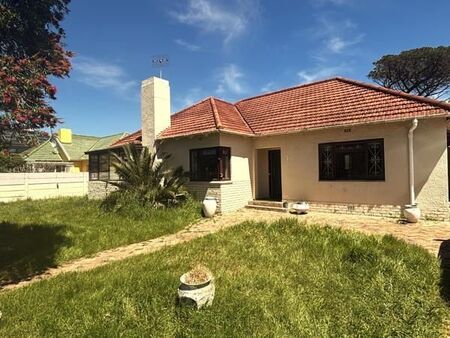 3 Bedroom House in Pinelands