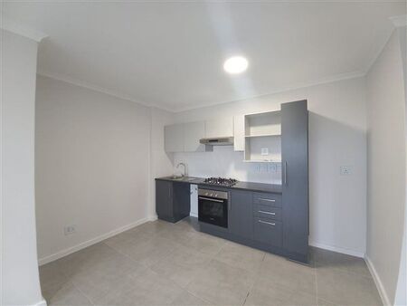 2 Bedroom Apartment in Burgundy Estate