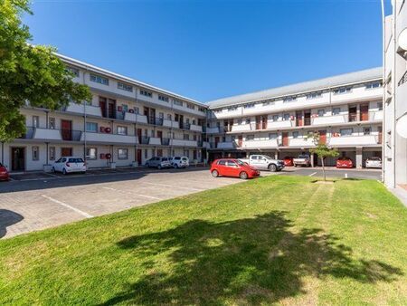 2 Bedroom Apartment in Uitzicht