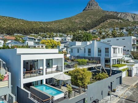 3 Bedroom House in Fresnaye