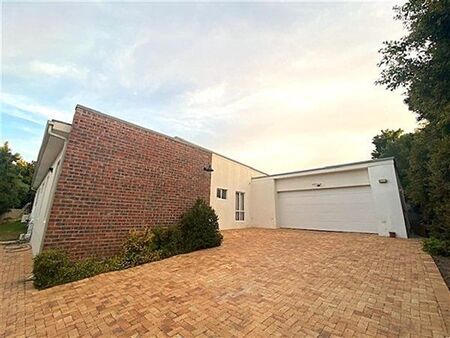 4 Bedroom House in Steynsrust