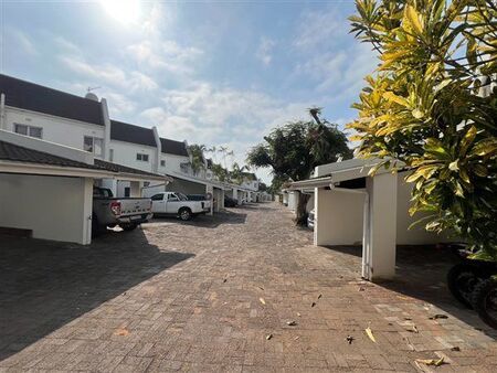 2 Bedroom Townhouse in Umhlanga Rocks