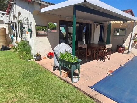 3 Bedroom Townhouse in Morningside